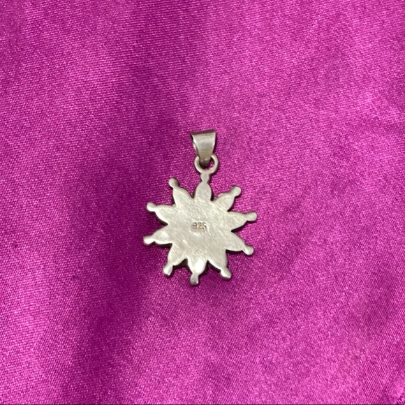 Nwot 925 Silver pendant with polished turquoise. - Picture 6 of 6